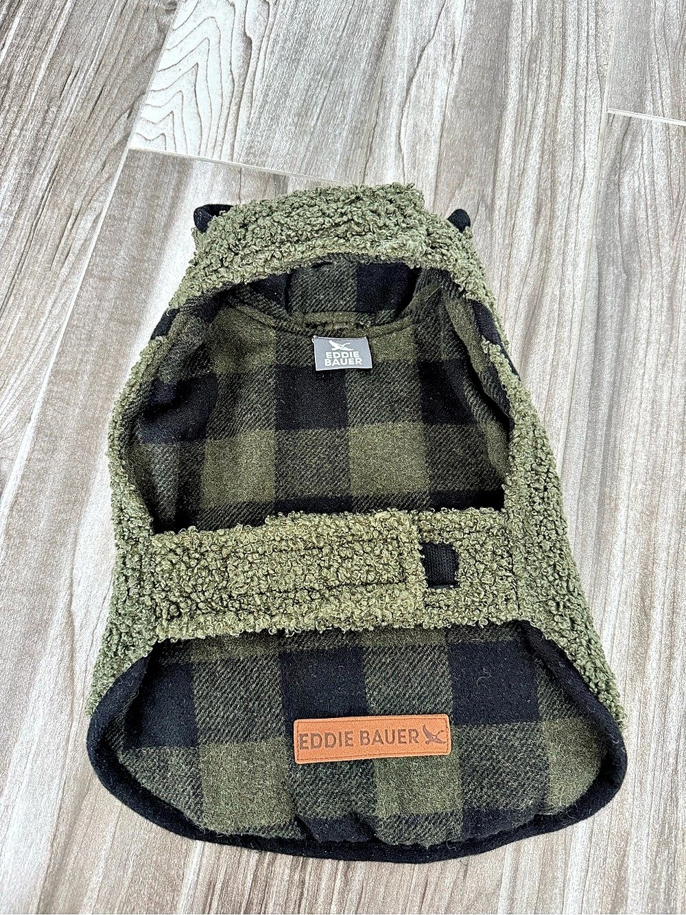 Eddie Bauer Kendall Jacket Plaid Dog Coat Green & Black